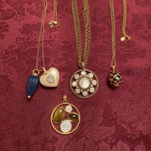 Joan Rivers choker / Necklaces pendants